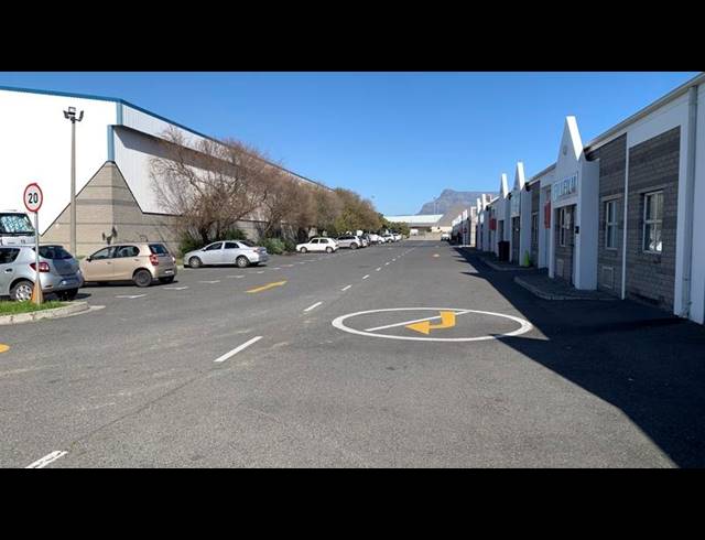 BUSINESS PROPERTY TO RENT IN MILNERTON CENTRAL